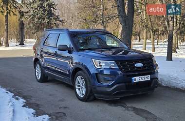 Позашляховик / Кросовер Ford Explorer 2016 в Києві