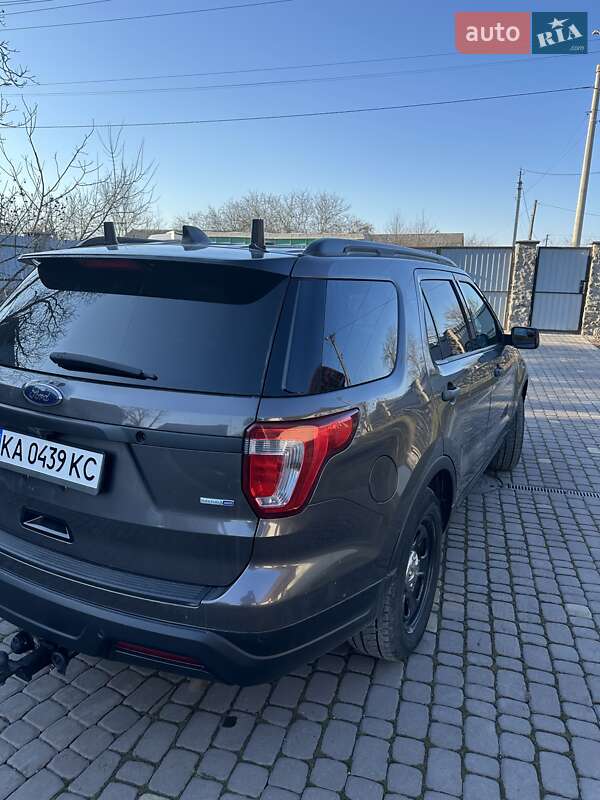 Внедорожник / Кроссовер Ford Explorer 2018 в Виннице