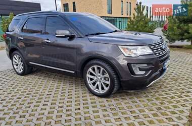 Позашляховик / Кросовер Ford Explorer 2017 в 