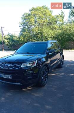Внедорожник / Кроссовер Ford Explorer 2018 в Червонограде