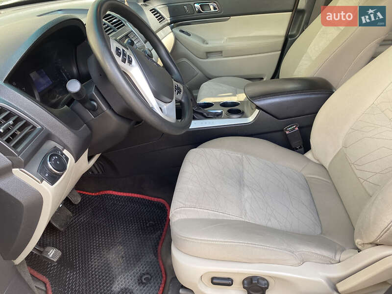 Позашляховик / Кросовер Ford Explorer 2013 в Києві