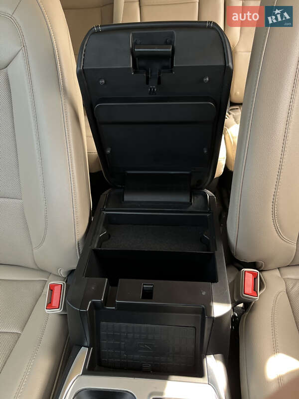 Внедорожник / Кроссовер Ford Explorer 2022 в Львове