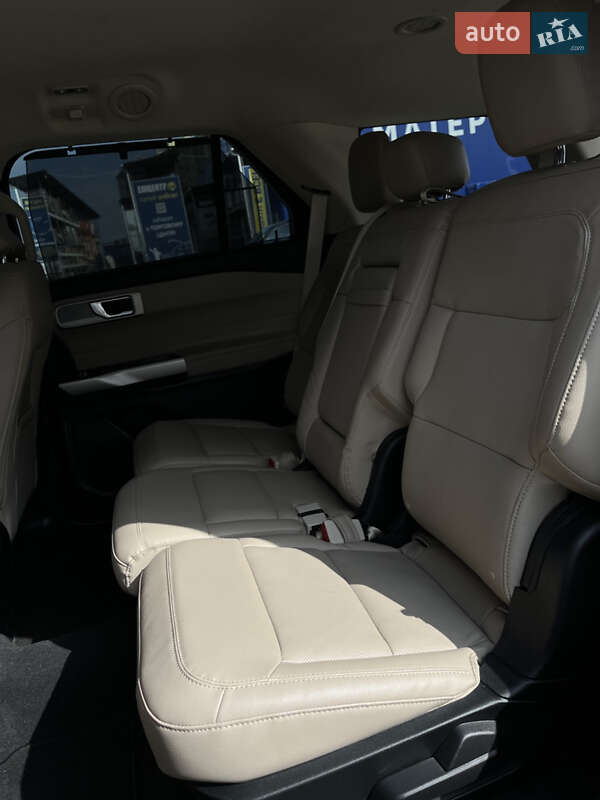 Внедорожник / Кроссовер Ford Explorer 2022 в Львове