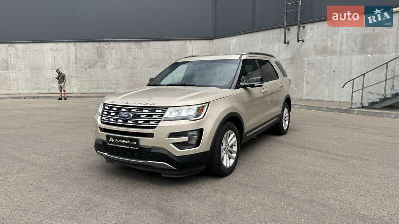 Внедорожник / Кроссовер Ford Explorer 2016 в 