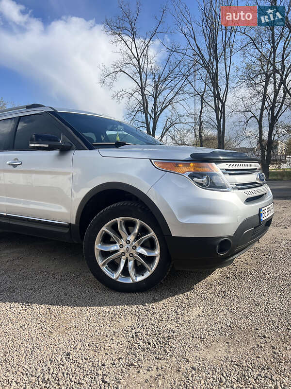 Внедорожник / Кроссовер Ford Explorer 2015 в Первомайске