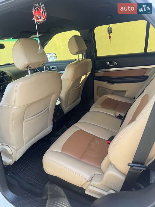 Внедорожник / Кроссовер Ford Explorer 2016 в Кобеляках фото 4 Внедорожник / Кроссовер Ford Explorer 2016 в Кобеляках