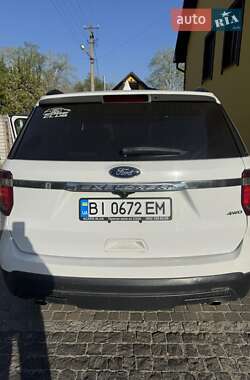 Внедорожник / Кроссовер Ford Explorer 2016 в Кобеляках