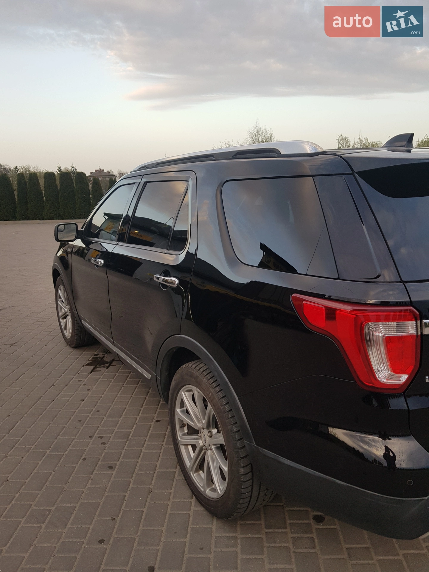 2015 Ford Explorer - мініатюра 5