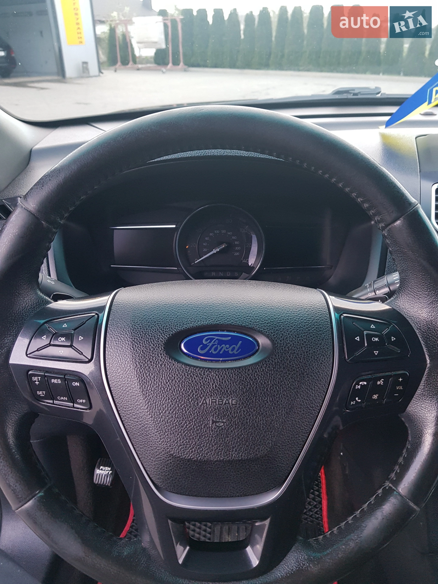 2015 Ford Explorer - мініатюра 31