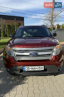 Позашляховик / Кросовер Ford Explorer 2013 в 