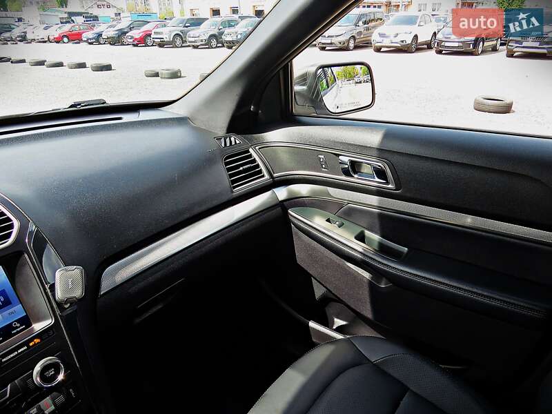 Позашляховик / Кросовер Ford Explorer 2019 в Черкасах