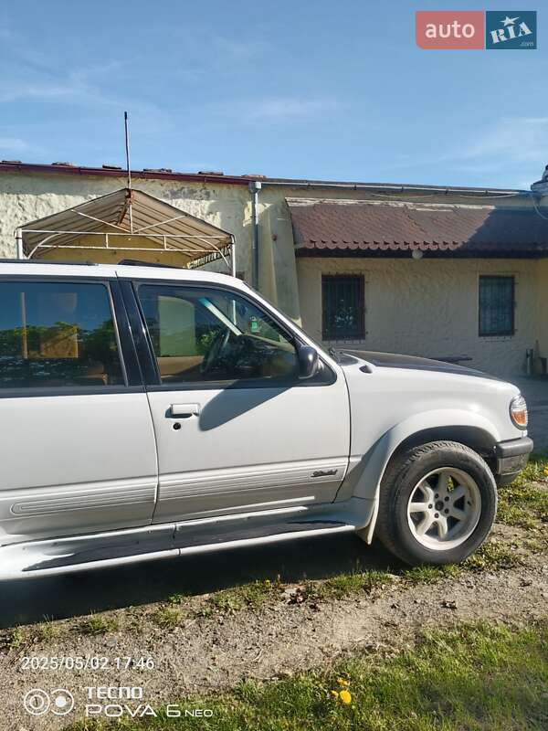 Позашляховик / Кросовер Ford Explorer 1995 в Львові