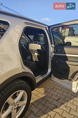 Позашляховик / Кросовер Ford Explorer 2016 в Івано-Франківську