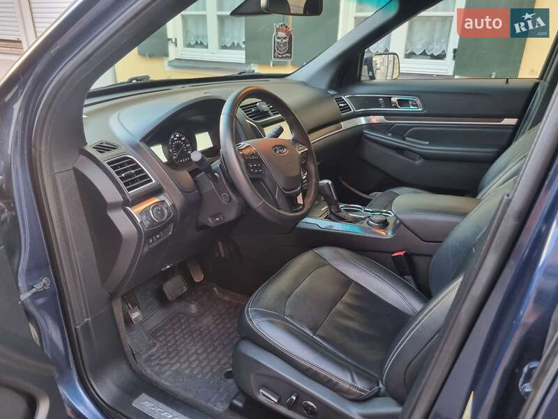 Позашляховик / Кросовер Ford Explorer 2015 в Києві