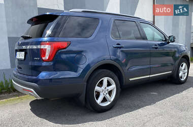 Внедорожник / Кроссовер Ford Explorer 2017 в 