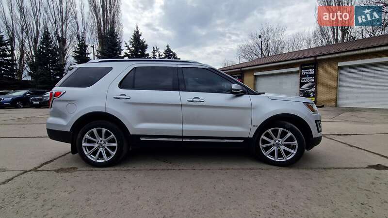 Внедорожник / Кроссовер Ford Explorer 2015 в Днепре