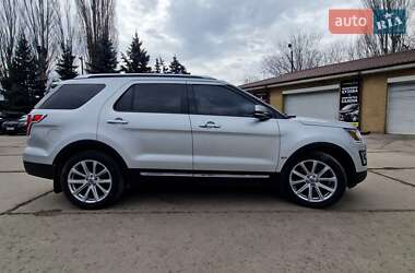 Внедорожник / Кроссовер Ford Explorer 2015 в 