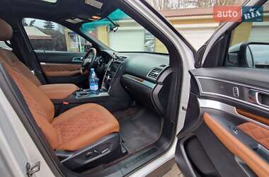 Внедорожник / Кроссовер Ford Explorer 2015 в 