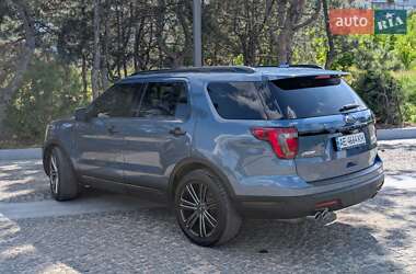 Внедорожник / Кроссовер Ford Explorer 2018 в 