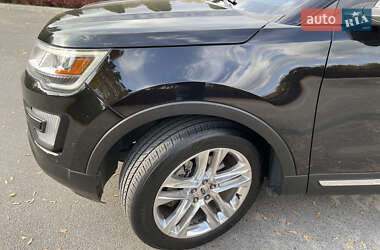 Позашляховик / Кросовер Ford Explorer 2017 в 