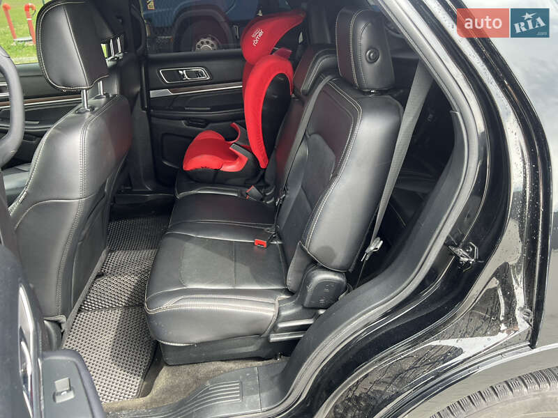 Позашляховик / Кросовер Ford Explorer 2018 в Києві