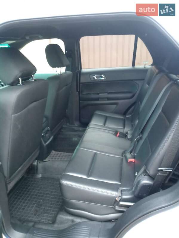 Позашляховик / Кросовер Ford Explorer 2016 в Києві