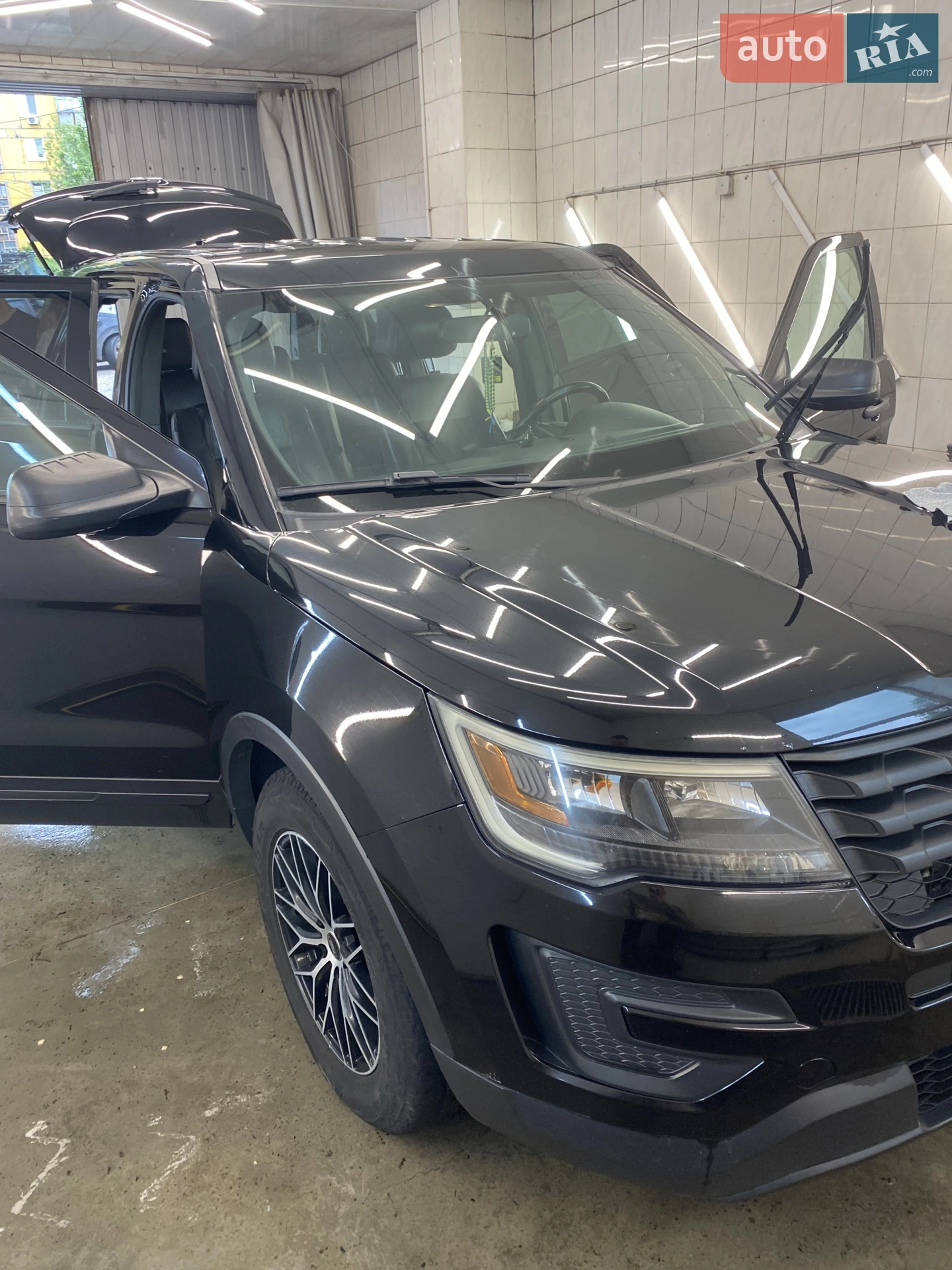 2017 Ford Explorer - мініатюра 8