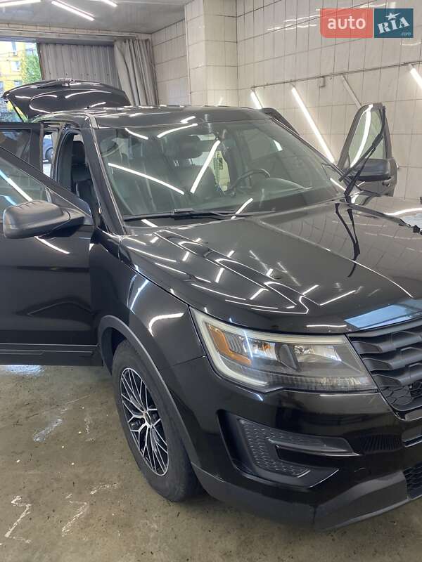 Внедорожник / Кроссовер Ford Explorer 2017 в Новомосковске