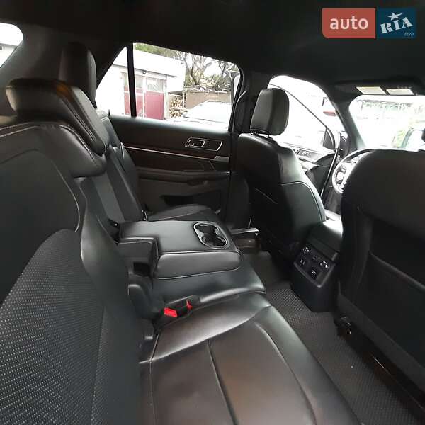 Позашляховик / Кросовер Ford Explorer 2017 в Черкасах фото 14 Позашляховик / Кросовер Ford Explorer 2017 в Черкасах