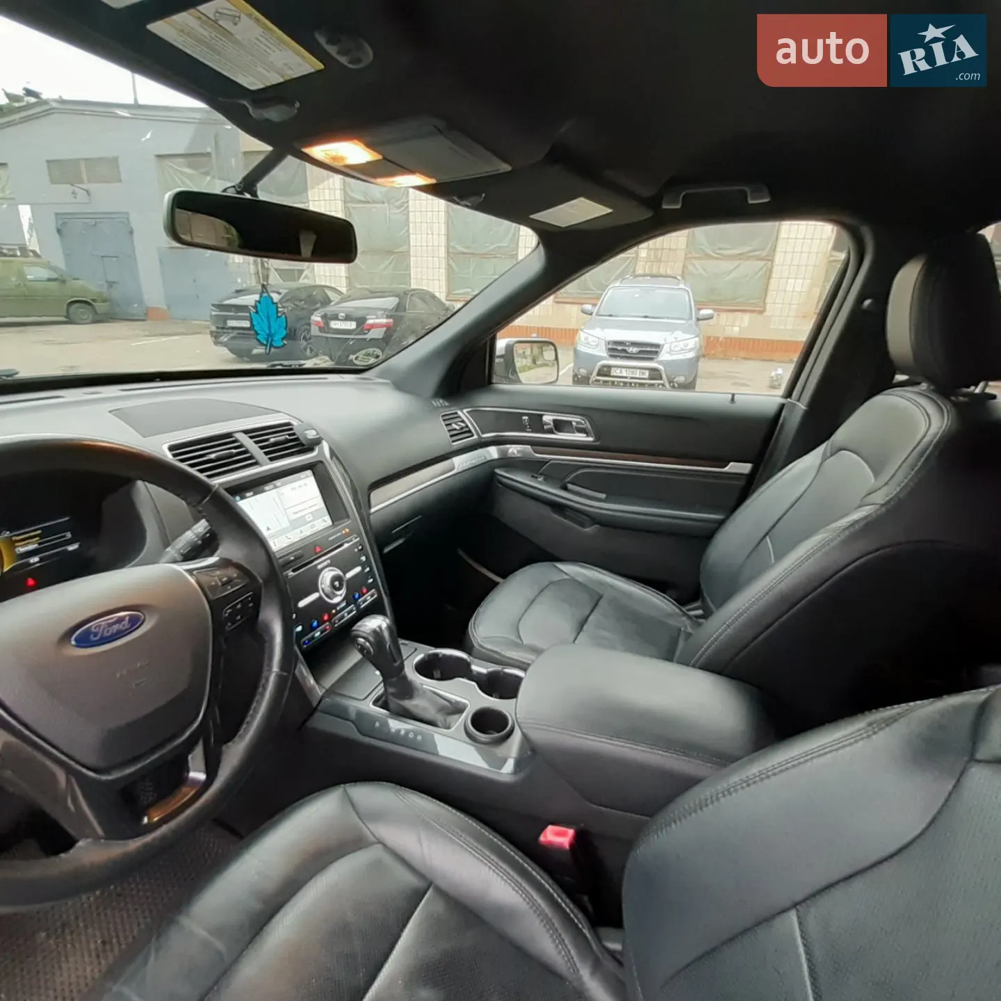 2017 Ford Explorer - мініатюра 18