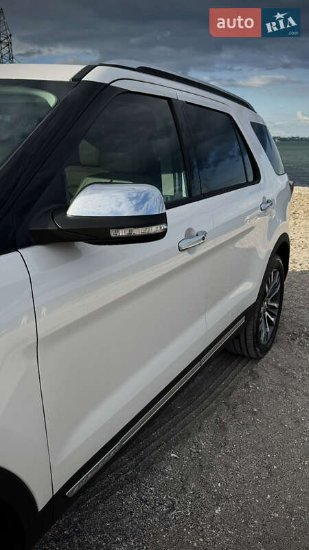 Внедорожник / Кроссовер Ford Explorer 2017 в Одессе