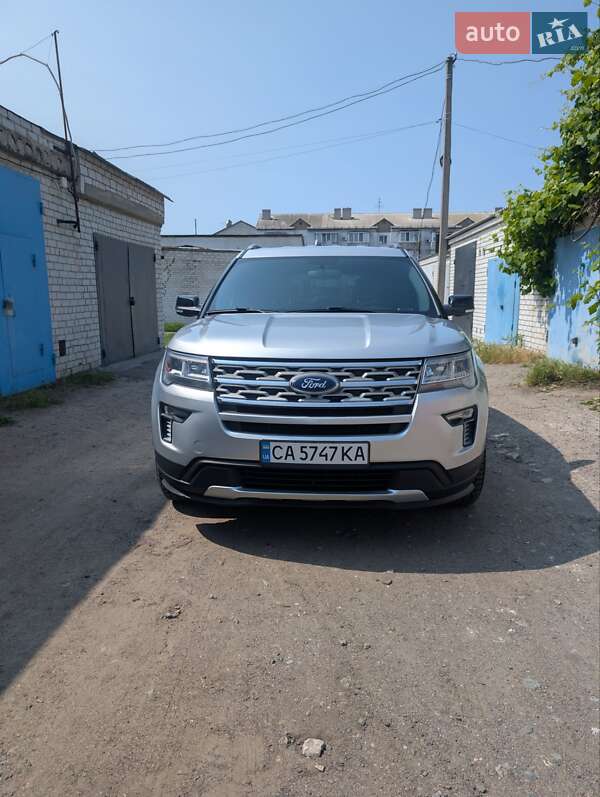 Внедорожник / Кроссовер Ford Explorer 2017 в Черкассах