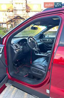 Позашляховик / Кросовер Ford Explorer 2012 в 