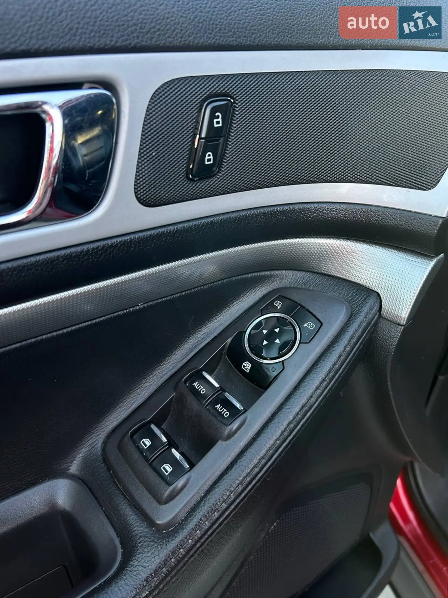 2012 Ford Explorer - мініатюра 52