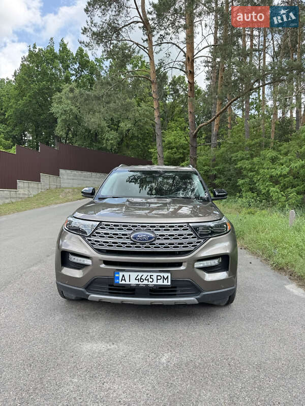 Ford Explorer 2021