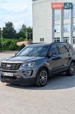Внедорожник / Кроссовер Ford Explorer 2016 в Полонном