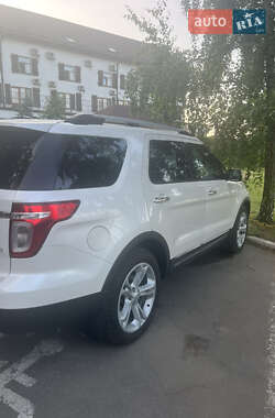 Внедорожник / Кроссовер Ford Explorer 2013 в 