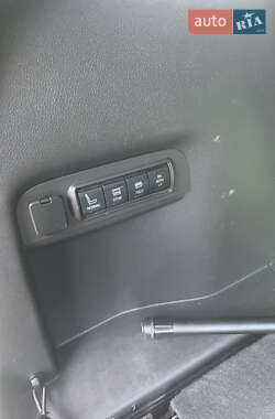 Внедорожник / Кроссовер Ford Explorer 2013 в 