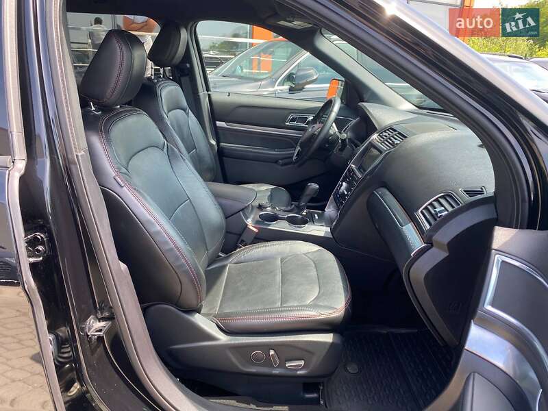 Внедорожник / Кроссовер Ford Explorer 2018 в Львове