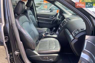 Внедорожник / Кроссовер Ford Explorer 2018 в 