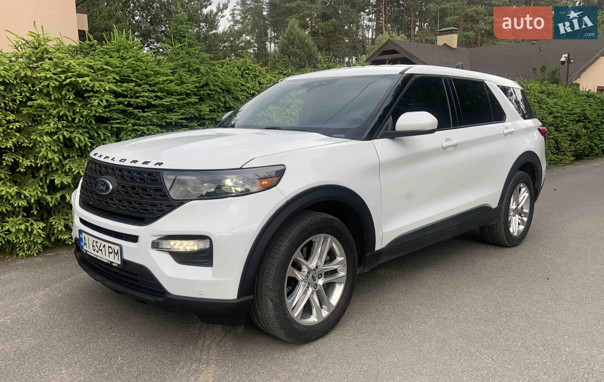 2020 Ford Explorer - мініатюра 6