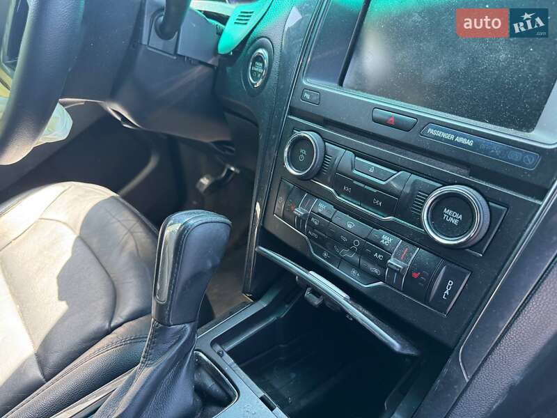 Позашляховик / Кросовер Ford Explorer 2015 в Львові фото 18 Позашляховик / Кросовер Ford Explorer 2015 в Львові