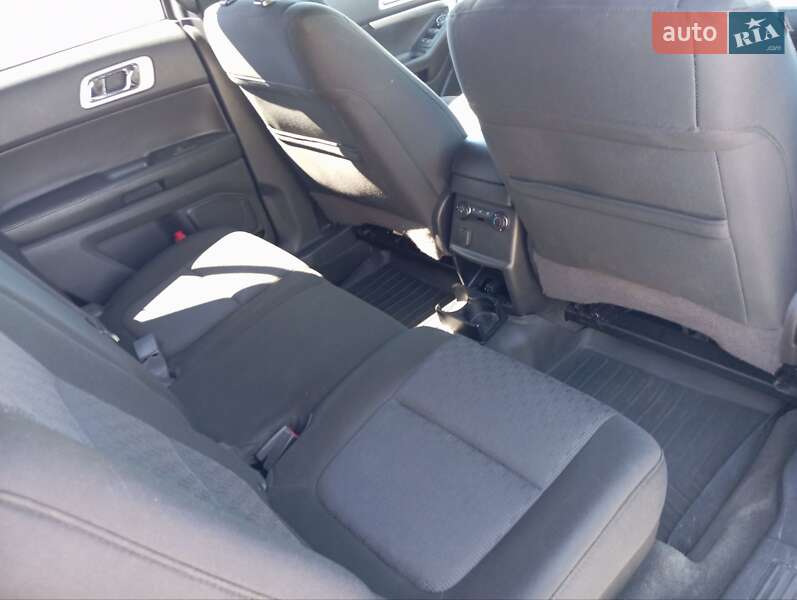 Внедорожник / Кроссовер Ford Explorer 2013 в Дубно