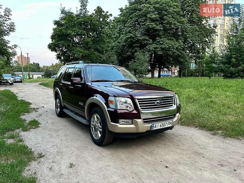 Позашляховик / Кросовер Ford Explorer 2008 в 