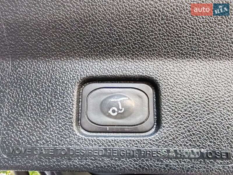 Внедорожник / Кроссовер Ford Explorer 2018 в Киеве