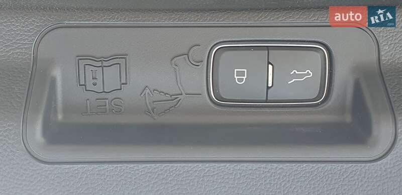 Позашляховик / Кросовер Ford Explorer 2022 в Києві