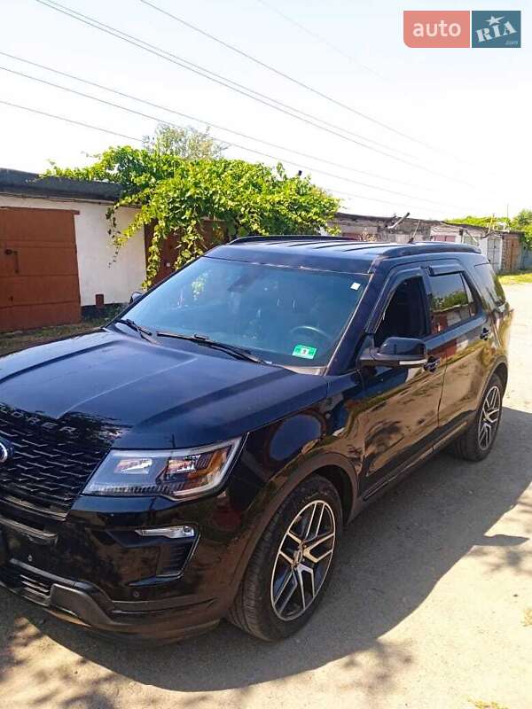 Внедорожник / Кроссовер Ford Explorer 2018 в Киеве фото 8 Внедорожник / Кроссовер Ford Explorer 2018 в Киеве