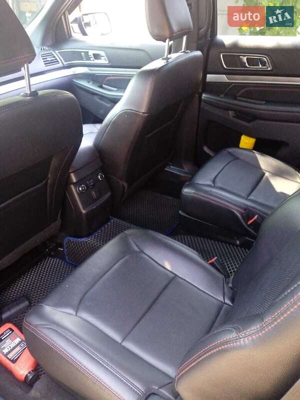 Внедорожник / Кроссовер Ford Explorer 2018 в Киеве фото 10 Внедорожник / Кроссовер Ford Explorer 2018 в Киеве