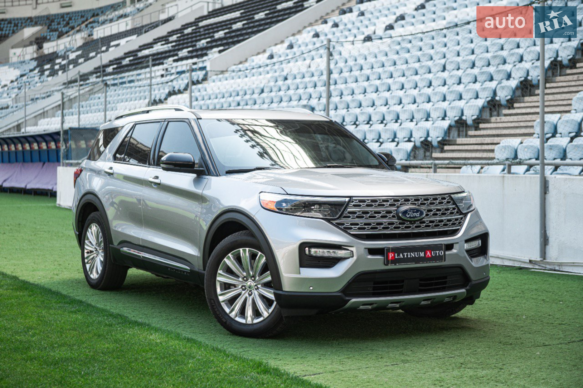 2021 Ford Explorer - мініатюра 4