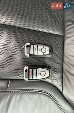 Внедорожник / Кроссовер Ford Explorer 2020 в 